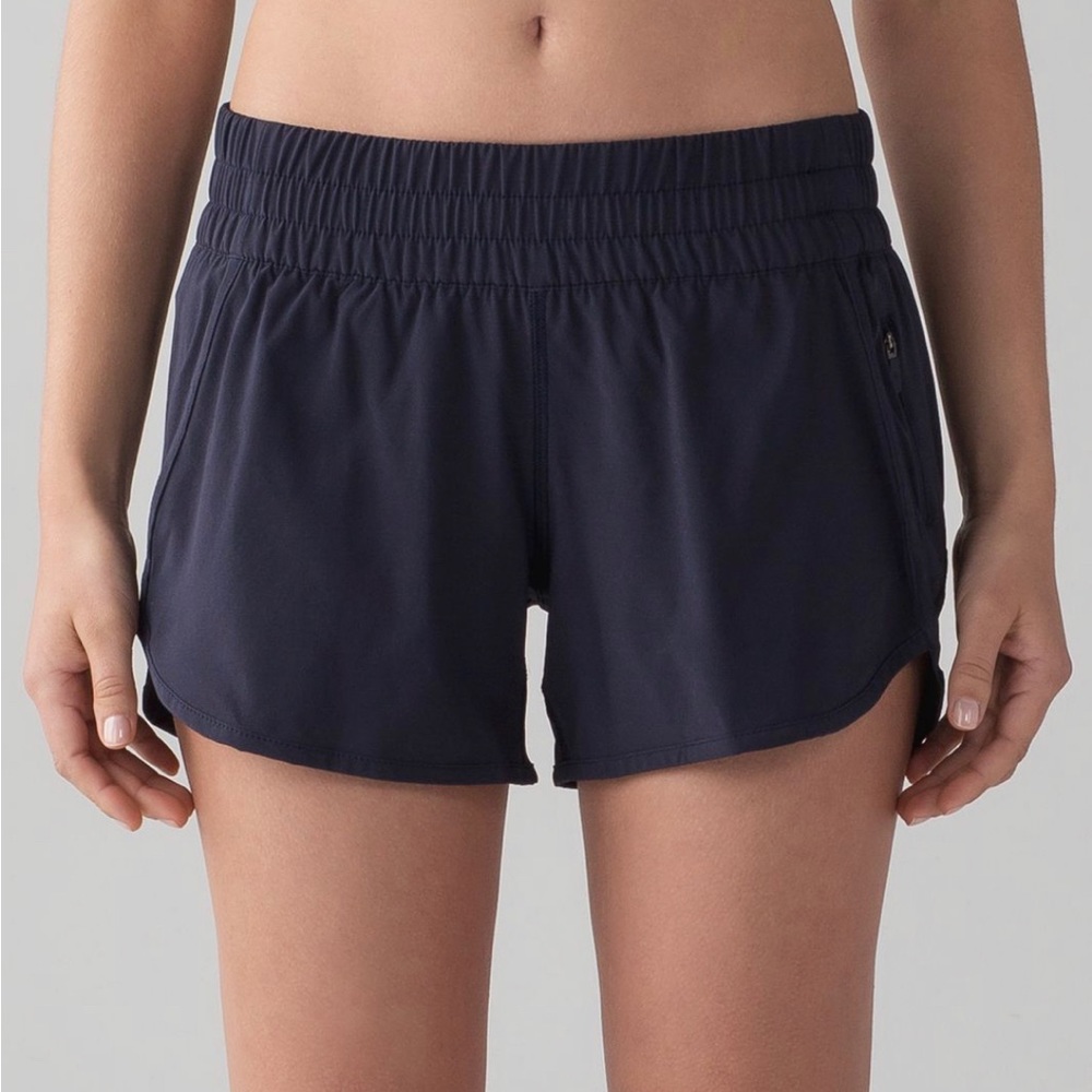 Lululemon 4” navy blue tracker shorts